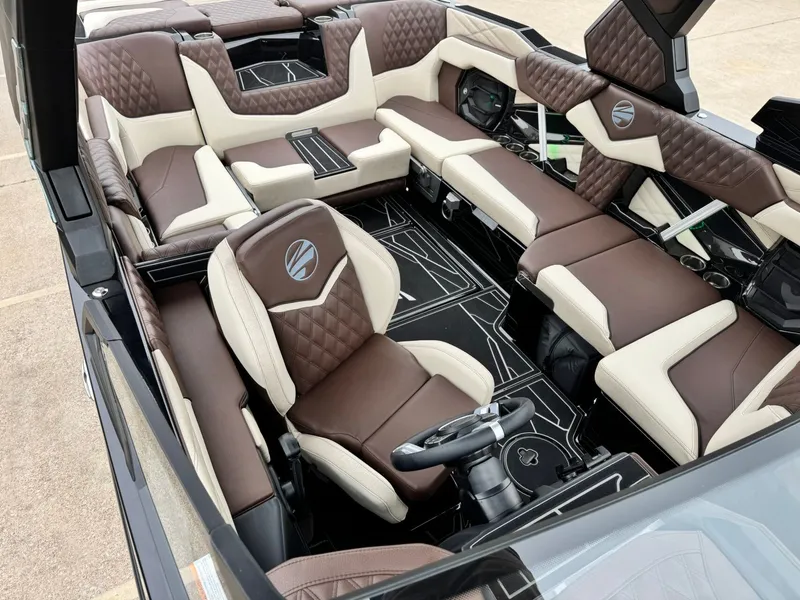 Slide: The Image of Tigé 24RZX 2026 - 22