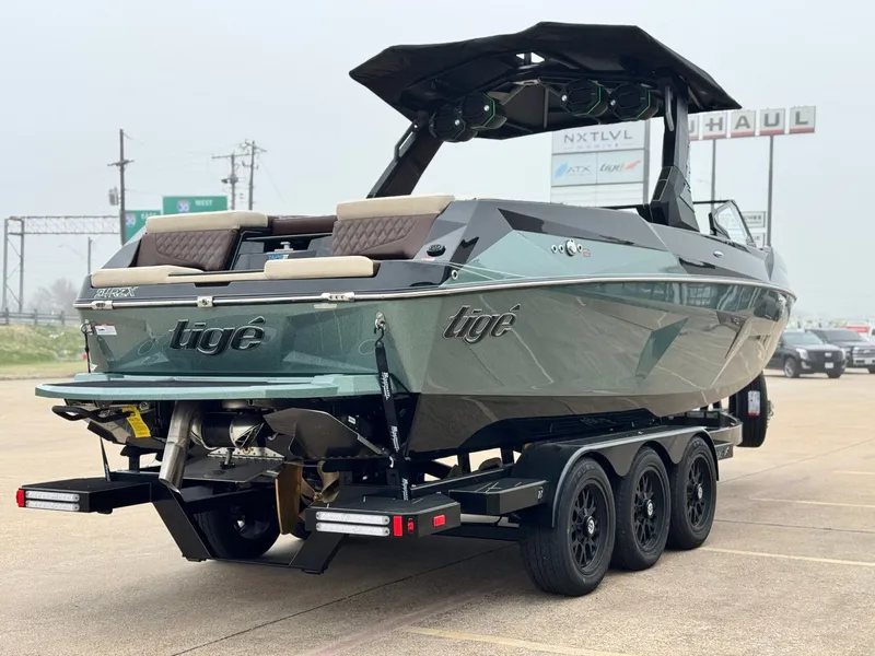 Slide: The Image of Tigé 24RZX 2026 - 5