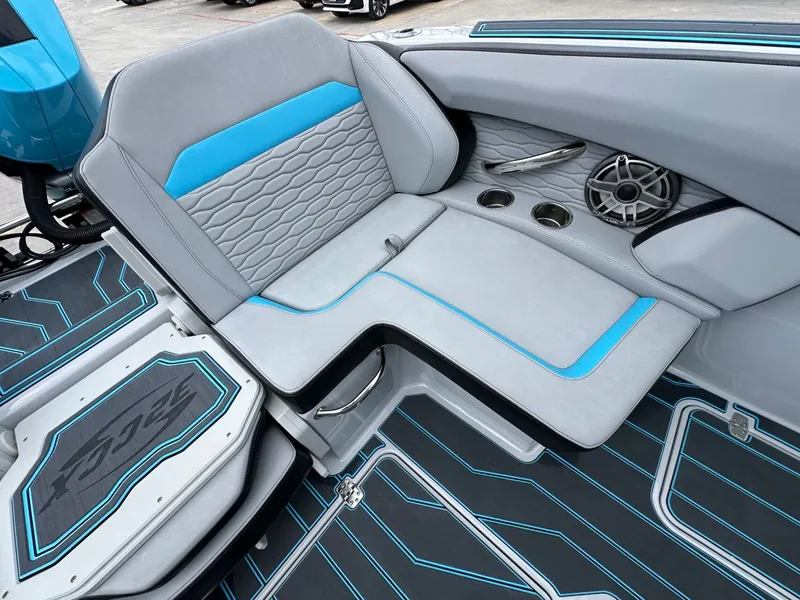 Slide: The Image of Sunsation 32 CCX 2024 - 13