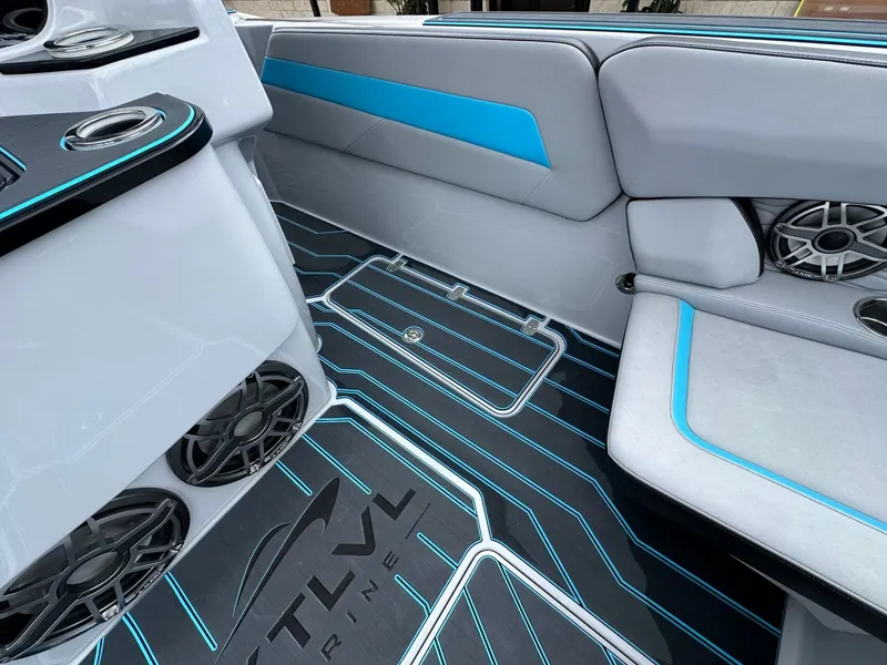 Slide: The Image of Sunsation 32 CCX 2024 - 17