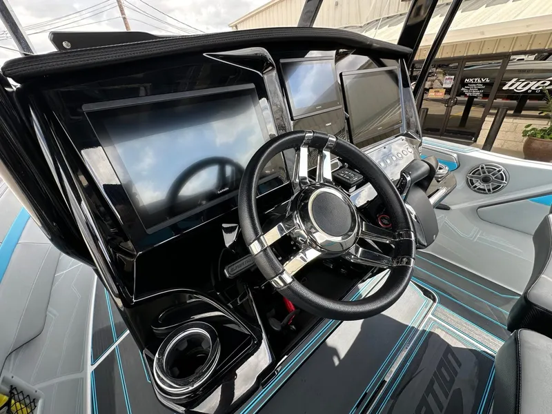 Slide: The Image of Sunsation 32 CCX 2024 - 34