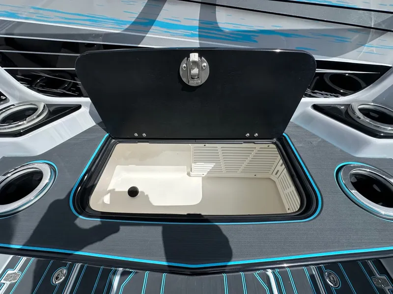 Slide: The Image of Sunsation 32 CCX 2024 - 39