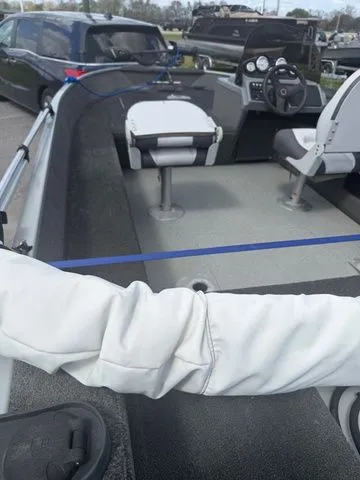 Slide: The Image of Starcraft Explorer 160 SC 2014 - 4