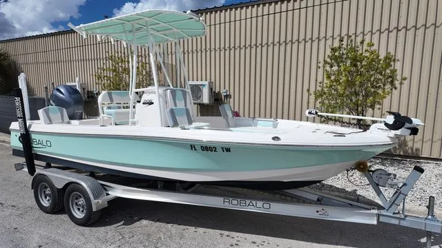 The Image of Robalo 206 Cayman 2023 - 1