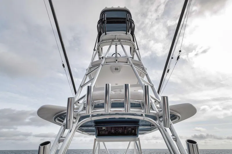 Slide: The Image of Bahama 41 2010 - 61