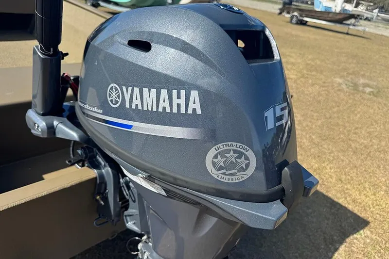 Slide: The Image of Yamaha 15 horsepower outboard motor on G3 Gator Tough 1548 VBW, 2026 model, ultra-low emission. - 13