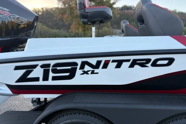 Slide: The Image of 2026 Nitro Z19 XL Pro boat with sleek design and comfortable seating. - 18