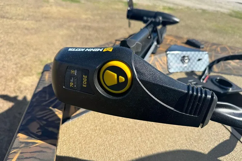 Slide: The Image of Minn Kota Edge trolling motor on 2026 G3 Sportsman 1710 boat. - 19