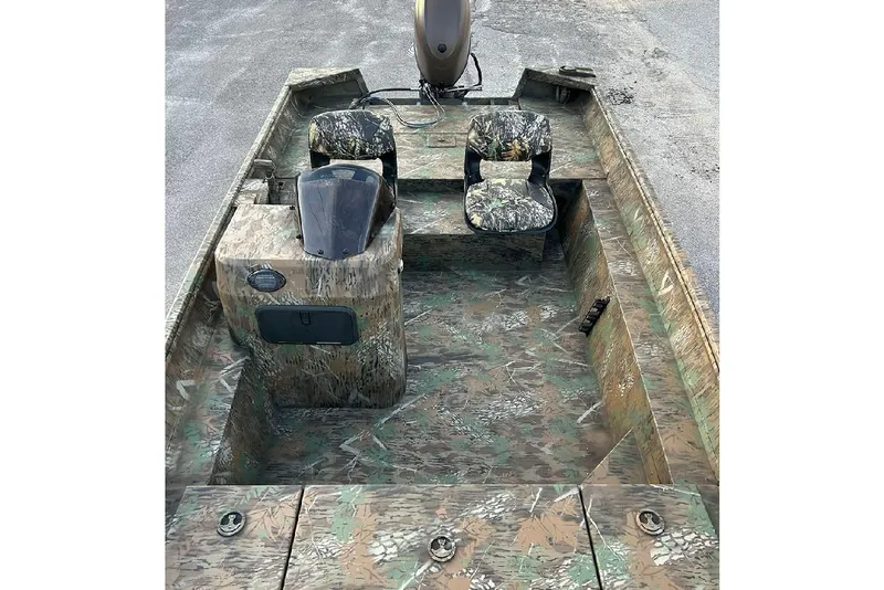 Slide: The Image of 2026 G3 Gator Tough 17 SC boat with camouflage interior and dual seats. - 12