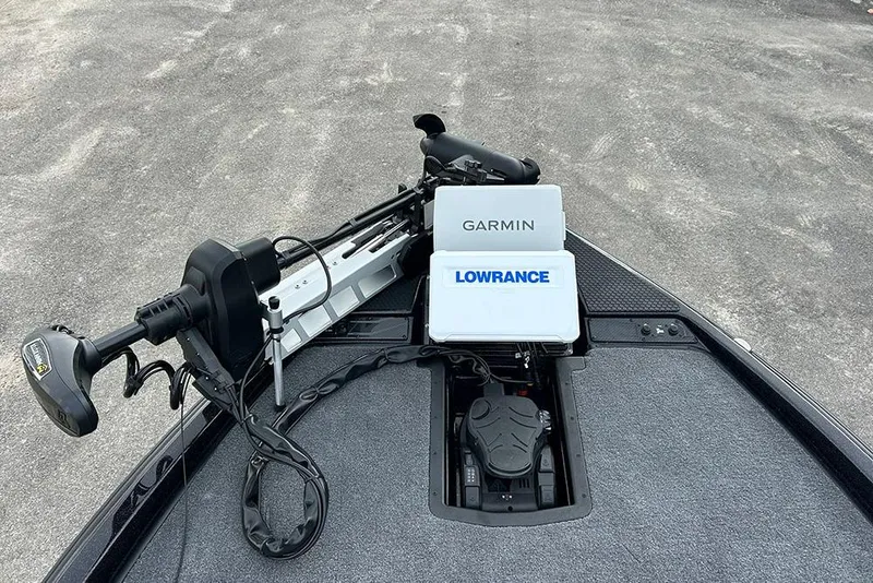 Slide: The Image of 2026 Phoenix 921 Elite X boat with Garmin and Lowrance navigation systems. - 28