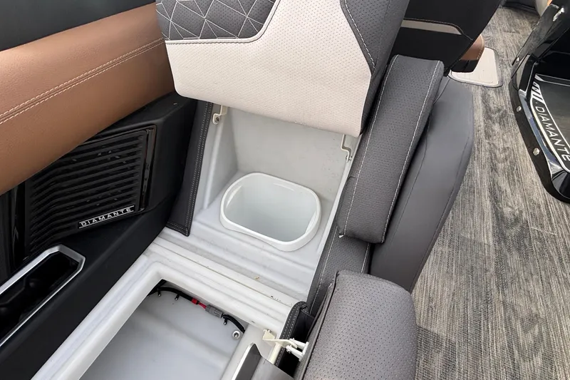 Slide: The Image of Interior of 2026 Viaggio Diamante U 26 with storage compartment and modern seating design. - 40