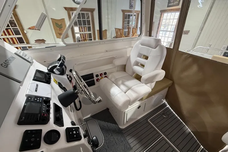 Slide: The Image of NorthCoast 255 HT - 11