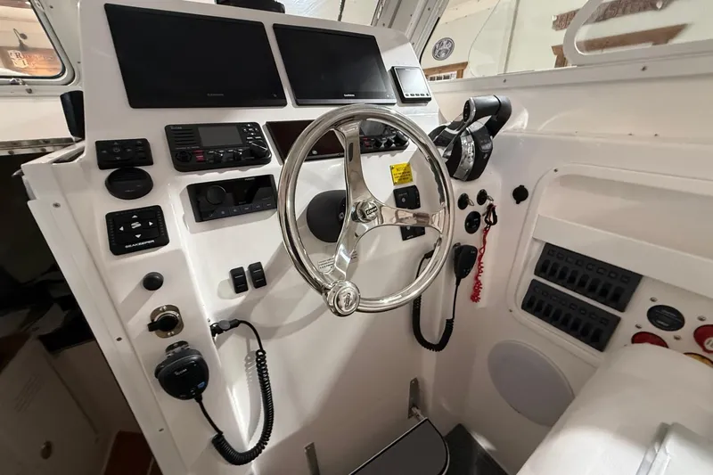 Slide: The Image of NorthCoast 255 HT - 14