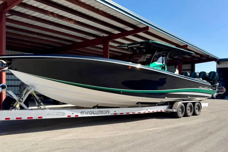 The Image of Nor-Tech 390 Sport Center Console 2020 - undefined