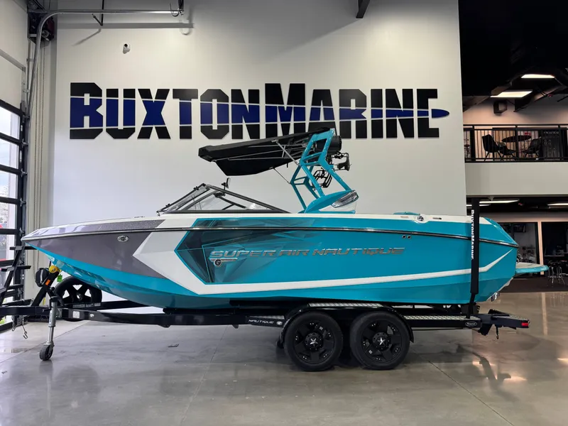 Slide: The Image of Nautique Super Air Nautique G23 2016 - 3
