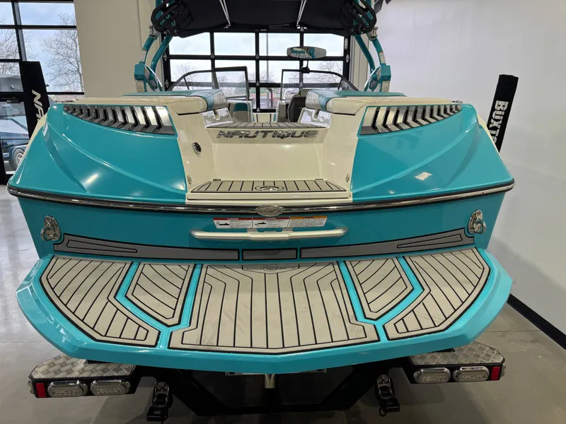 Slide: The Image of Nautique Super Air Nautique G23 2016 - 7