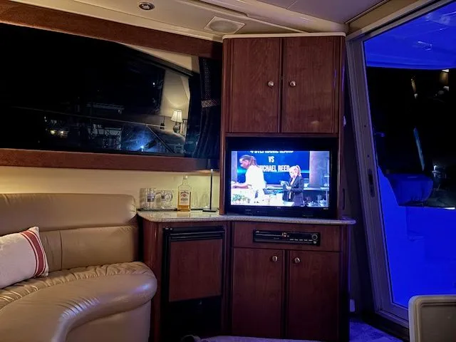 Slide: The Image of Meridian 411 Sedan 2006 - 19