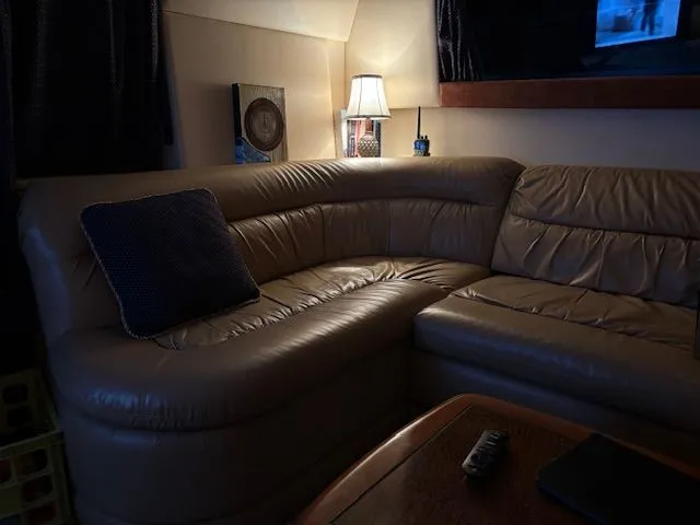 Slide: The Image of Meridian 411 Sedan 2006 - 20