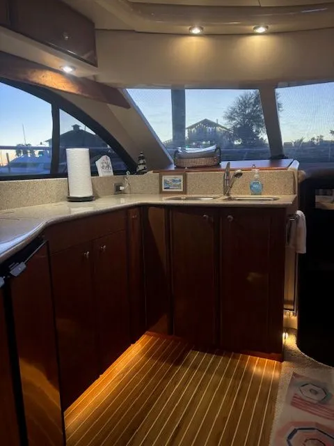 Slide: The Image of Meridian 411 Sedan 2006 - 6