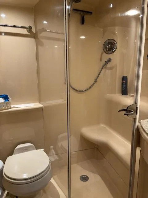 Slide: The Image of Meridian 411 Sedan 2006 - 9