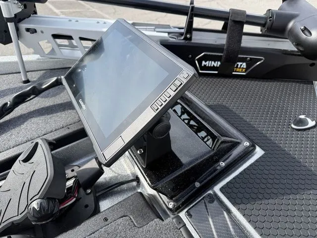 Slide: The Image of Phoenix Bass Boat 921 Elite X 2026 - 12