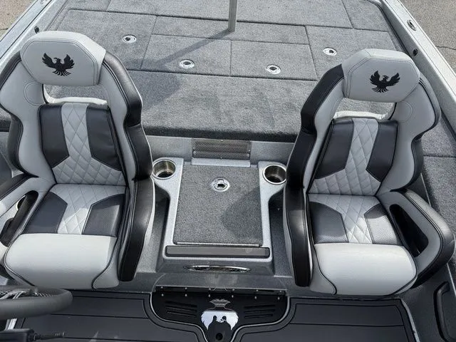 Slide: The Image of Phoenix Bass Boat 921 Elite X 2026 - 19