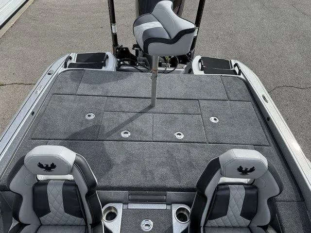 Slide: The Image of Phoenix Bass Boat 921 Elite X 2026 - 23