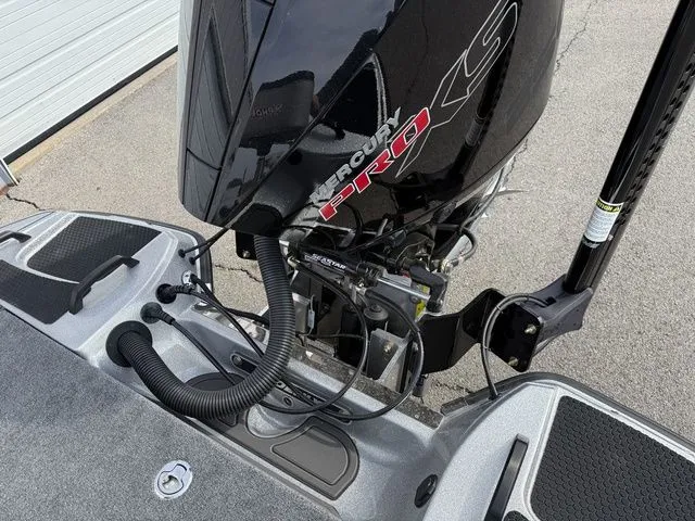 Slide: The Image of Phoenix Bass Boat 921 Elite X 2026 - 24