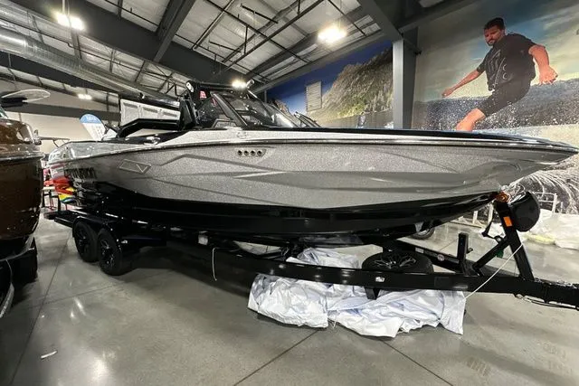 The Image of Centurion Nv243 2026 - 1