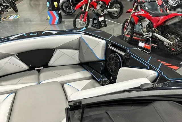 Slide: The Image of Centurion Nv243 2026 - 15