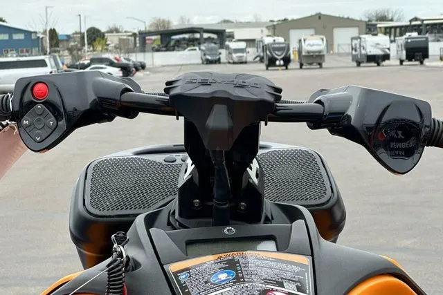 Slide: The Image of Handlebars of a 2026 Sea-Doo PWC SPARK TRIXX 90 jet ski. - 32