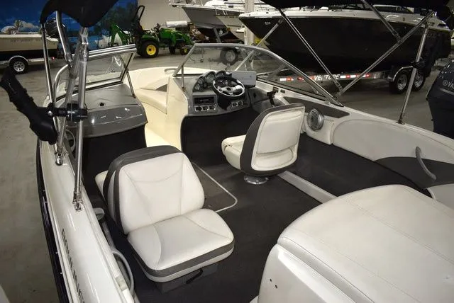 Slide: The Image of Bayliner 185 Bowrider 2010 - 11