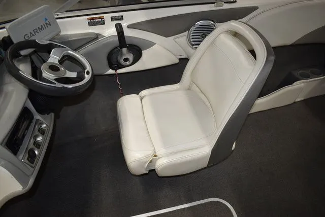 Slide: The Image of Bayliner 185 Bowrider 2010 - 34