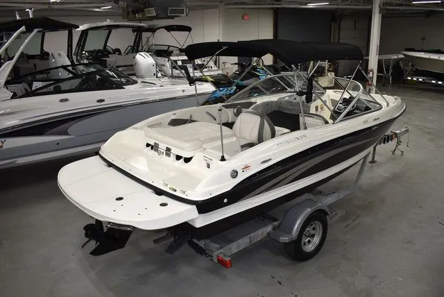 Slide: The Image of Bayliner 185 Bowrider 2010 - 5