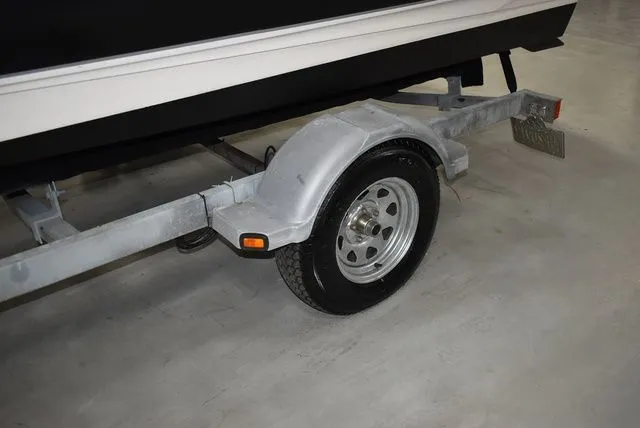 Slide: The Image of Bayliner 185 Bowrider 2010 - 57