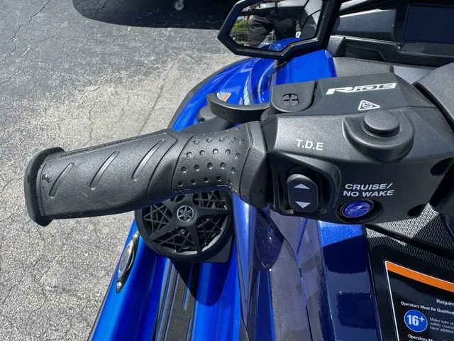 Slide: The Image of Yamaha VX Limited 2026 - 11