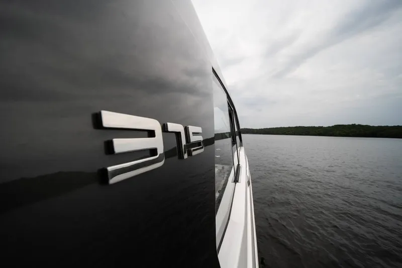 Slide: The Image of Schaefer 375 2025 - 60