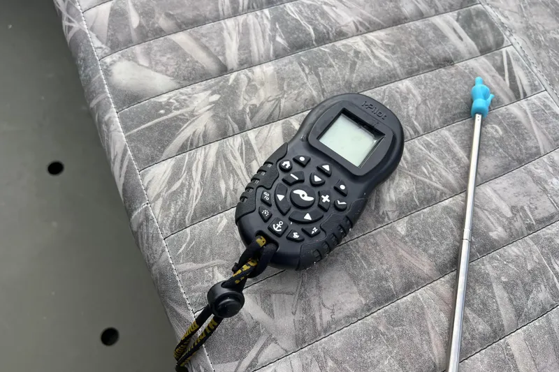 Slide: The Image of Remote control on Tracker Grizzly 1860 CC boat seat, 2021 model. - 28