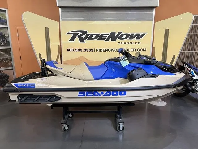Slide: The Image of Sea-Doo Wake 2026 - 18