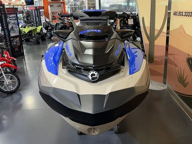 Slide: The Image of Sea-Doo Wake 2026 - 3