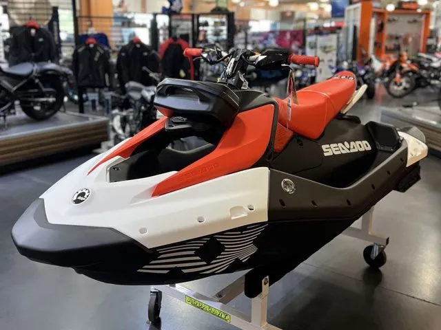 Slide: The Image of Sea-Doo SparkTrixx For 3 Rotax 900 ACE - 90 Ibr And Aud 2026 - 16