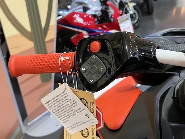 Slide: The Image of Sea-Doo SparkTrixx For 3 Rotax 900 ACE - 90 Ibr And Aud 2026 - 7