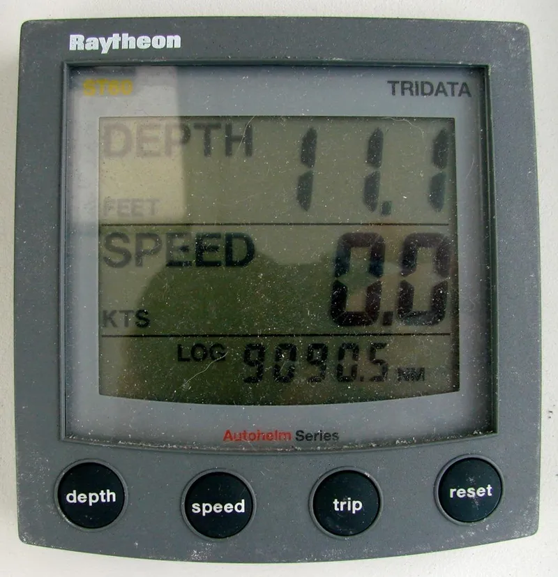Slide: The Image of Raytheon Tridata display on Mainship Pilot 34, year 2000. - 34