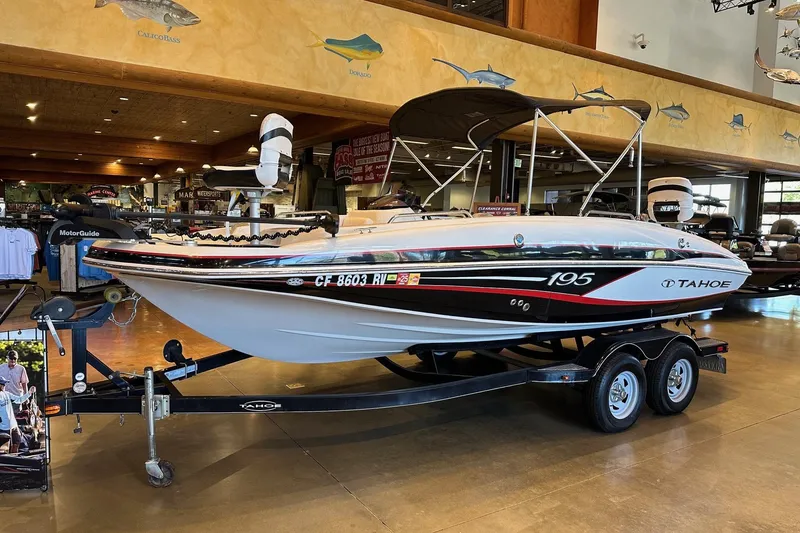 The Image of Tahoe 195 I/O 2013 - undefined