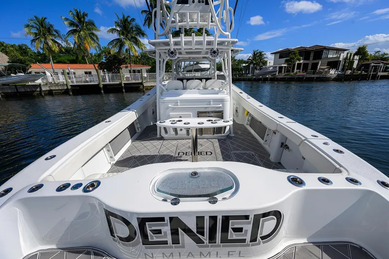 Slide: The Image of Yellowfin 42 Offshore 2021 - 63