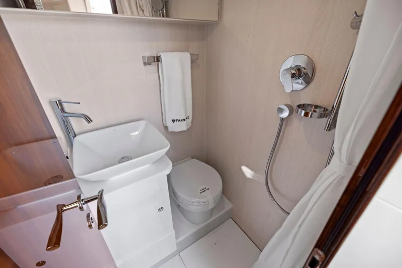 Slide: The Image of Fairline Squadron 68 2027 - 57