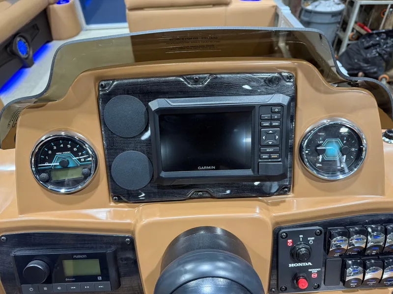 Slide: The Image of Tahoe Sport 2385 Rear Fish Tritoon & Honda 4-Stroke EFI 2026 - 14