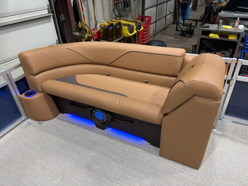 Slide: The Image of Tahoe Sport 2385 Rear Fish Tritoon & Honda 4-Stroke EFI 2026 - 29