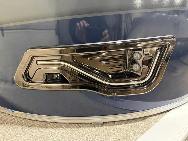 Slide: The Image of Tahoe Sport 2385 Rear Fish Tritoon & Honda 4-Stroke EFI 2026 - 38