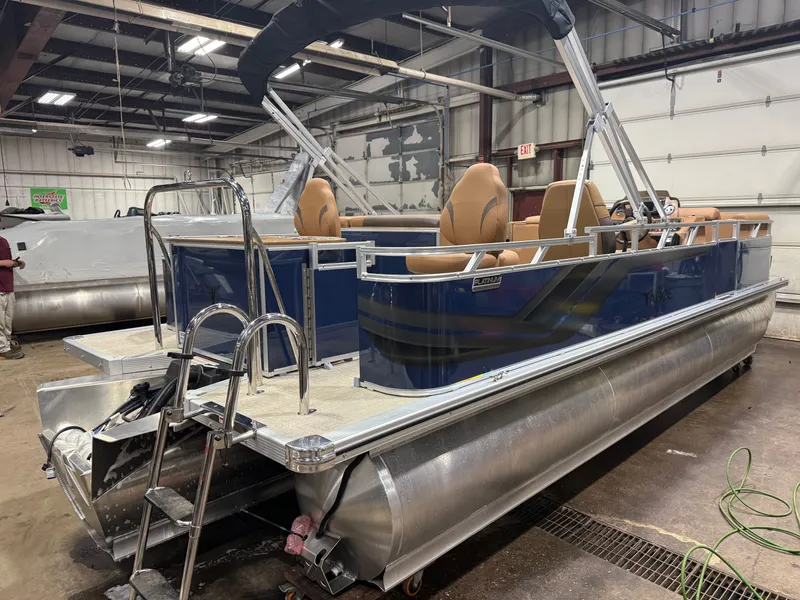 Slide: The Image of Tahoe Sport 2385 Rear Fish Tritoon & Honda 4-Stroke EFI 2026 - 47